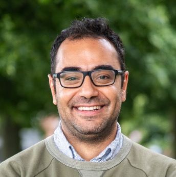 Portrait photo of Master student Ismail Cem Solmaz of the Research Group on Host Parasite Interaction.